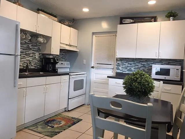5521 SW 38th Ct — Photo 26