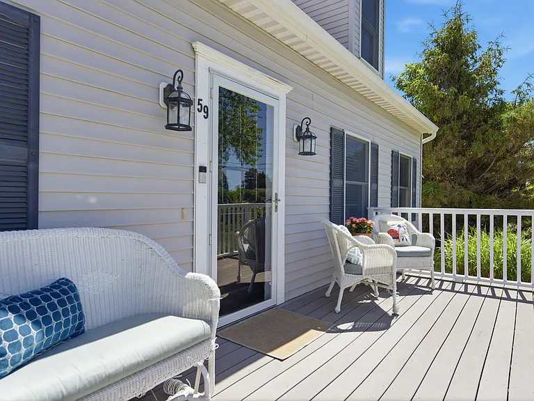 59 Peconic Ave — Photo 19