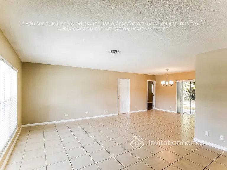 759 NW 7th St — Photo 5
