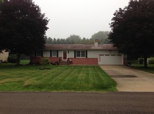11473 Peach Glen Ave NW, Uniontown, OH 44685