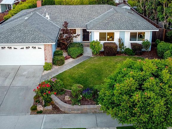 3rd image of 10514 Dempster Ave