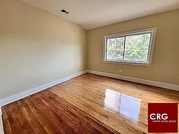 3rd image of 22 Hillsdale Rd