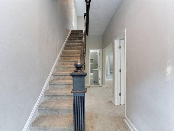 2nd image of 2502 Orcutt Ave