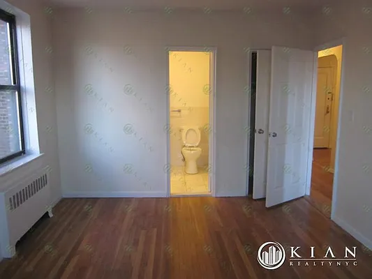 Rented by Kian Realty | media 10