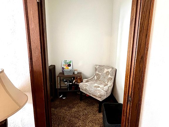5th image of 4220 33rd Ave S