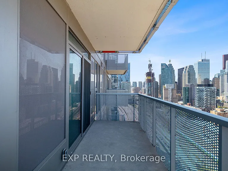 20 Richardson St #2710 — Photo 28