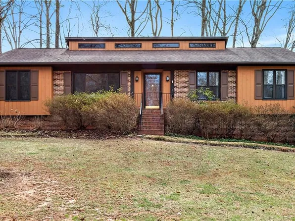 6974 Millbridge Rd, Clemmons, NC 27012