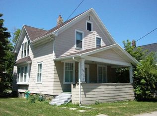 1225 S Jefferson St, Appleton, WI 54915