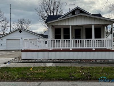 214 E Cherry St, Liberty Center, OH, 43532