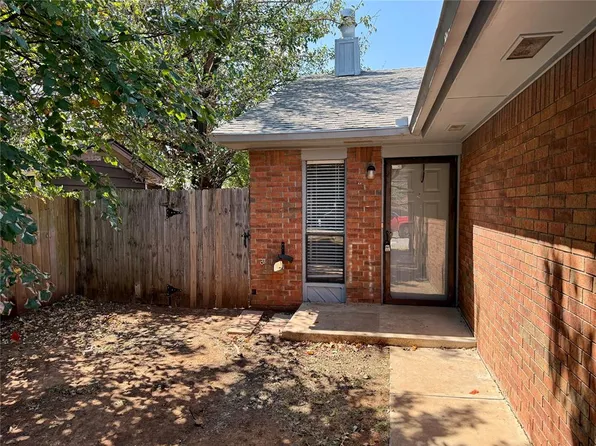 12003 Windmill Rd, Oklahoma City, OK 73162