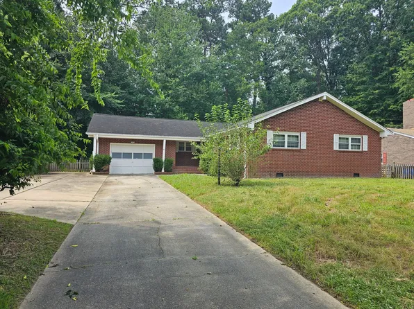 87 Nicewood Dr, Newport News, VA 23602