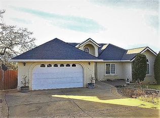 19212 Pinnacle Ct, Redding, CA 96003