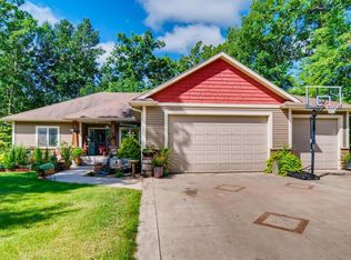 29652 Hidden Forest Blvd, Chisago City, MN 55013