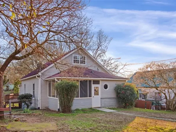 1617 Elm St NE, Conyers, GA 30012