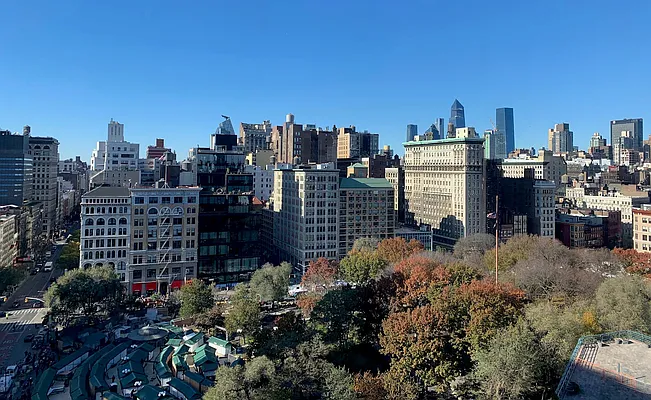 Rented by Luxus Manhattan Realty | media 20