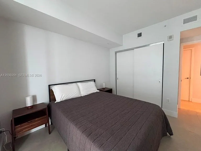 1010 Brickell Ave #1807 — Photo 10
