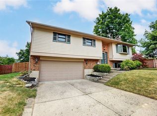 1414 Black Forest Dr, Dayton, OH 45449