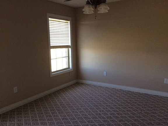 2nd image of 1595 McHugh Ct