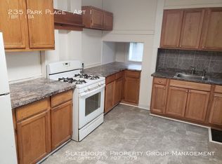 235 Park Pl APT 1, York, PA 17401