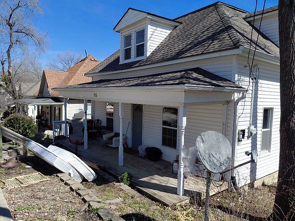 5th image of 115 S Myrtle St