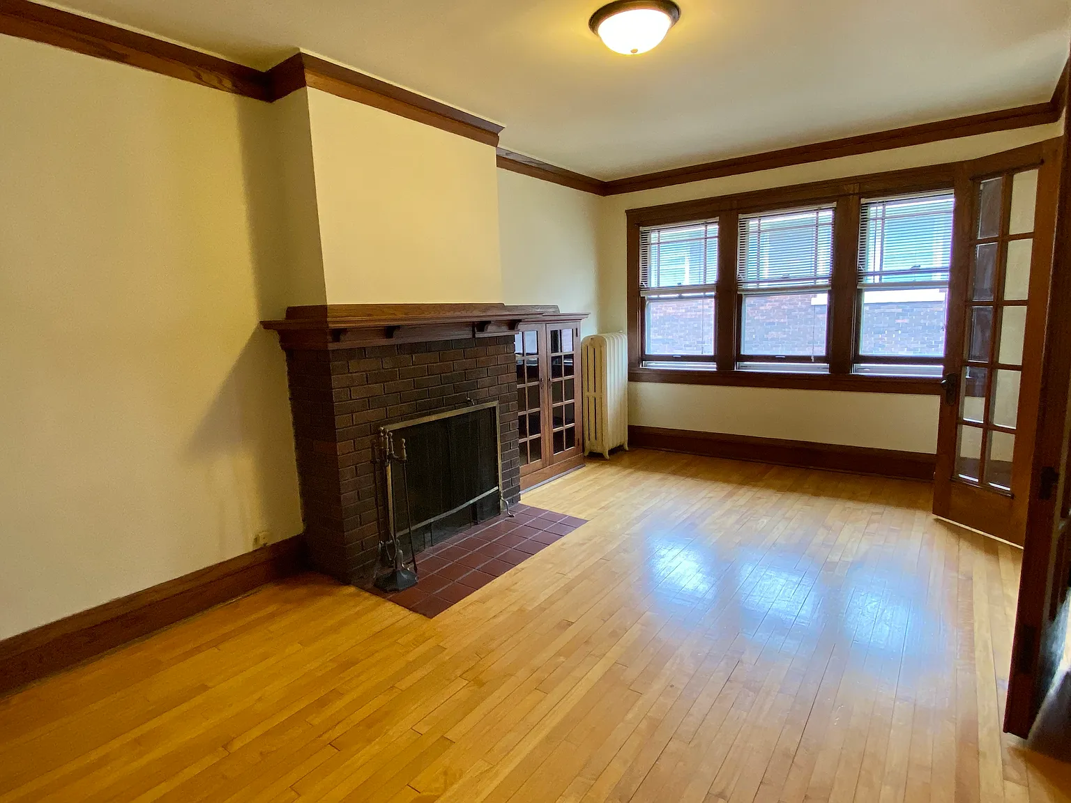 1 bed, 1.0 bath, 650 sqft, $1,350 — Photo 2