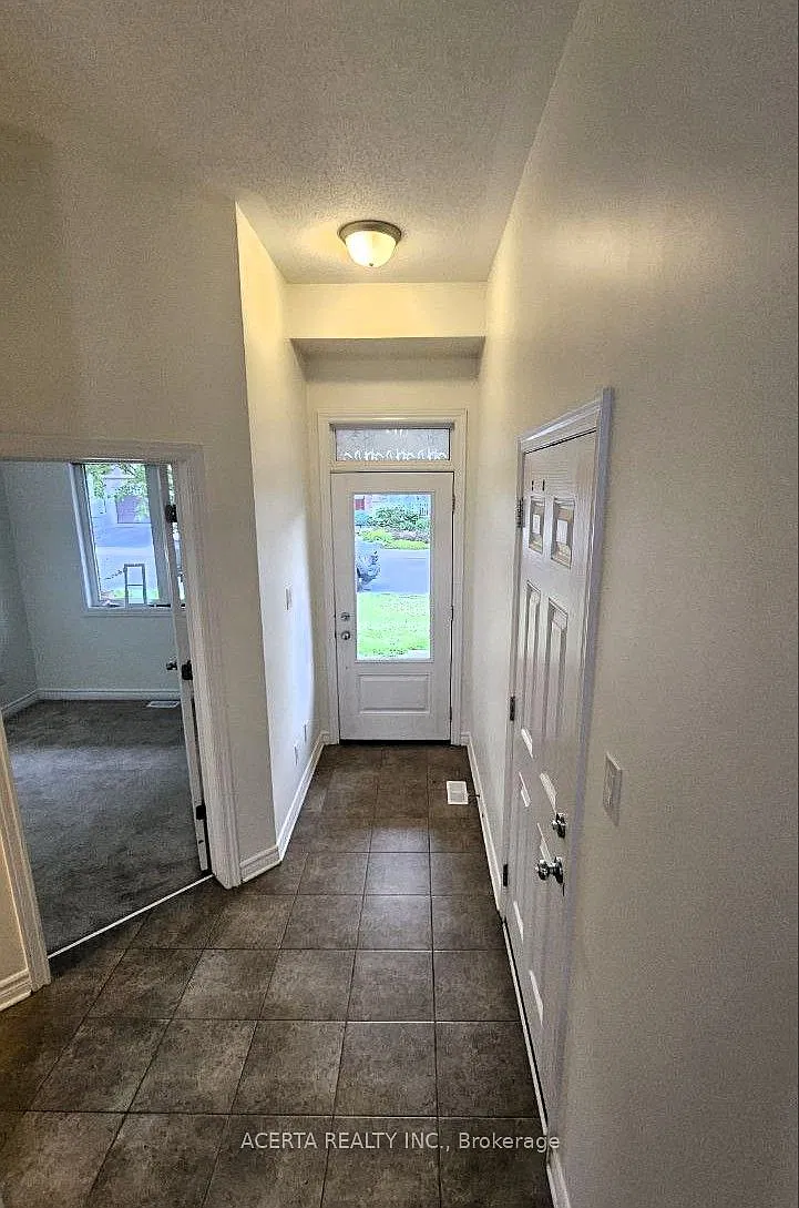 3 bed, $2,800 — Photo 2