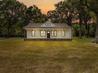 3770 Flynt Rd, Liberty, NC 27298