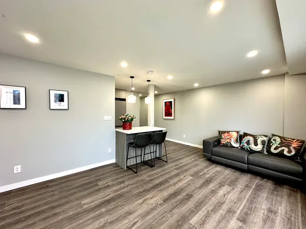 170 Park Row 24E image 1 of 14