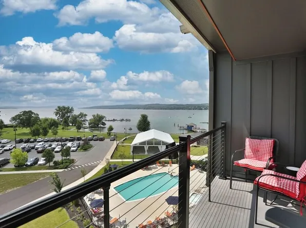 205 Lakeshore Dr #503, Canandaigua, NY 14424