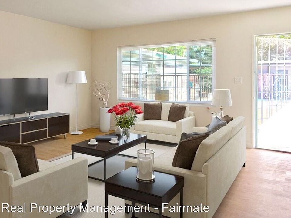 1st image of 1162-1186 Del Valle Ave #1168