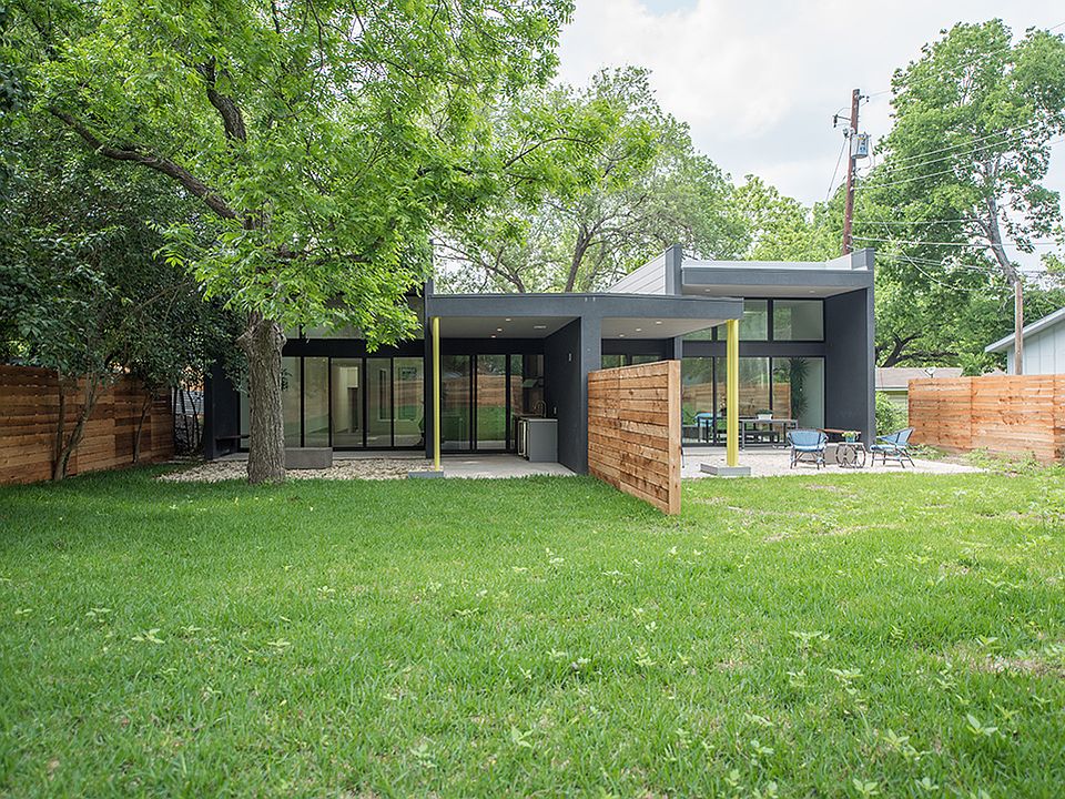 1st image of 3305 Garden Villa Ln