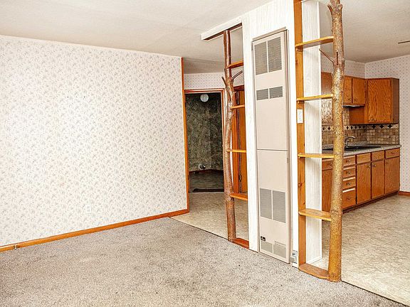 4th image of 1138 Lake Ave