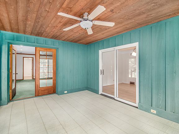 5th image of 7S150 Thornapple Dr