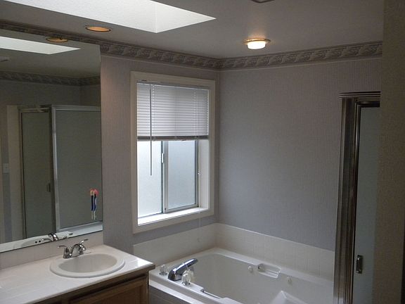 4th image of 6215 83rd Ave W