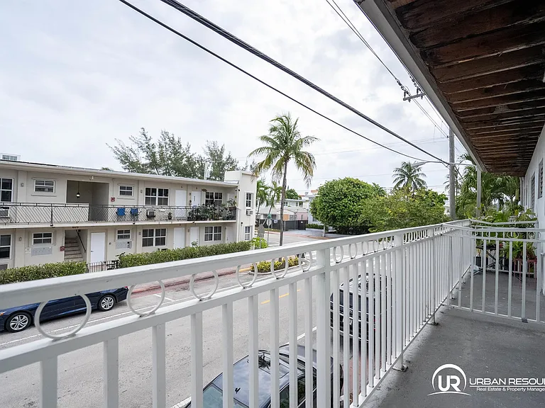 7640 Carlyle Ave #10A — Photo 10