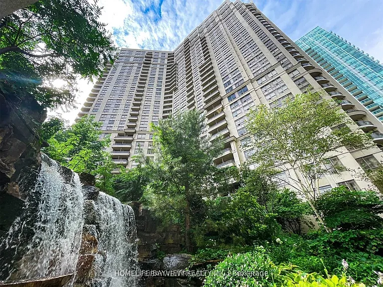 3880 Duke Of York Blvd #2204 — Photo 2