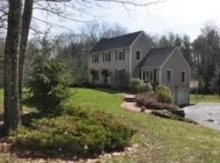 21 Reyners Brook Dr, Dover, NH 03820