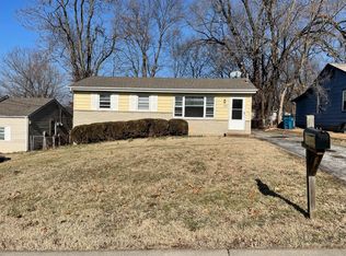 153 Flora Dr, Saint Louis, MO