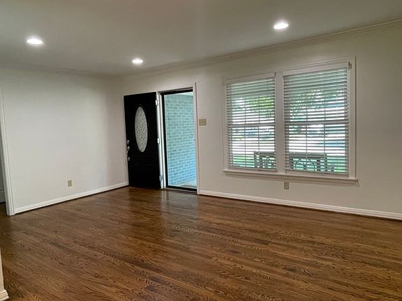 2nd image of 416 Blanning Dr