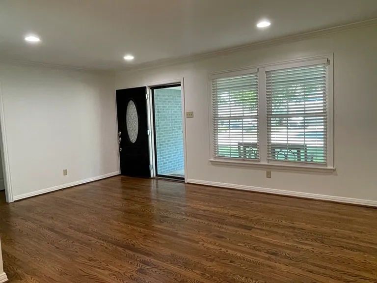 416 Blanning Dr — Photo 2