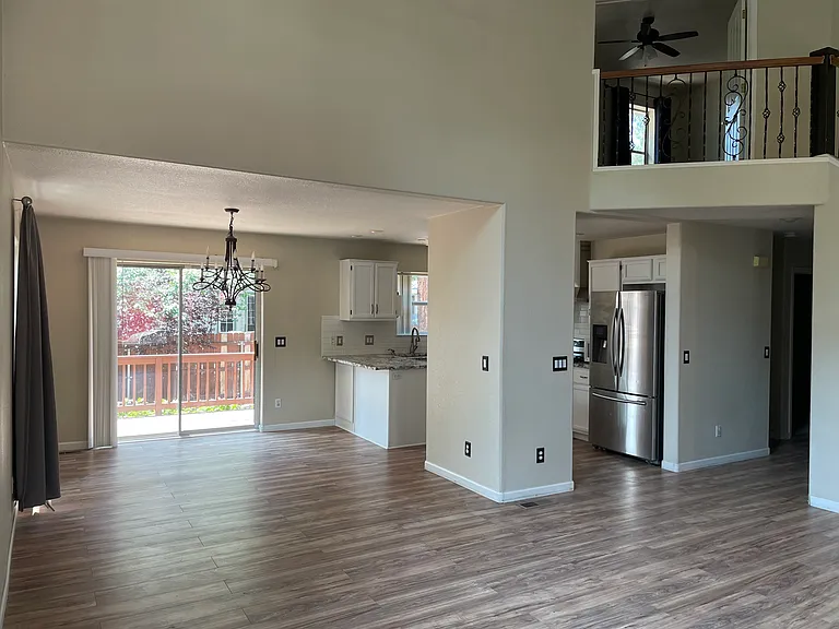 2559 S Rocking Horse Ln — Photo 9