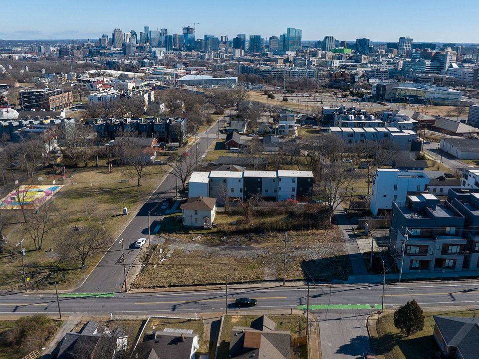 1st image of 2719 Torbett St