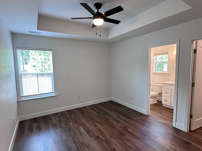 106 Lakeside Dr — Photo 13