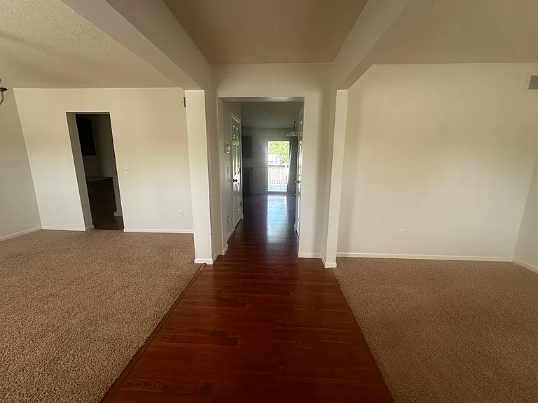 54935 Cheyenne Meadows Dr — Photo 2