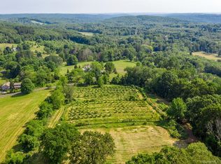 36 Ranney Hill Rd, Roxbury, CT 06783