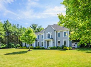 3 Lydia Rd, Unionville, CT 06085