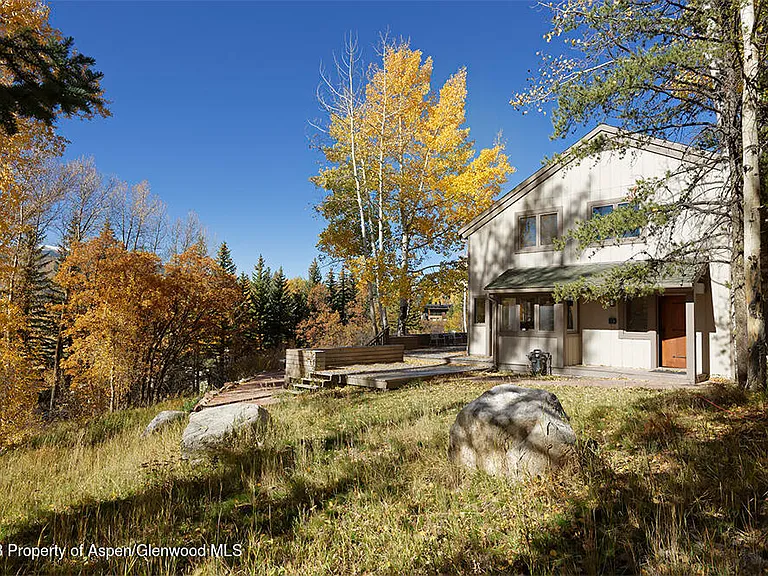 1036 Red Mountain Rd — Photo 29