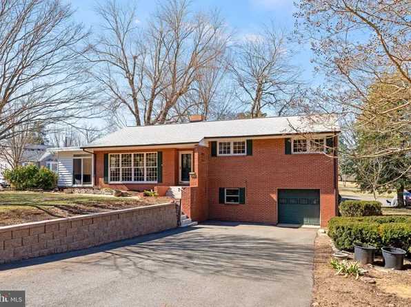 384 Winchester St, Warrenton, VA 20186