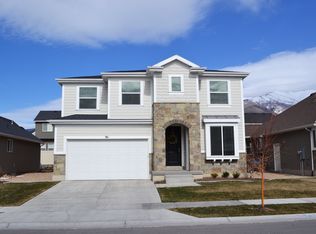 911 S Cherry Plum Ln, Fruit Heights, UT 84037