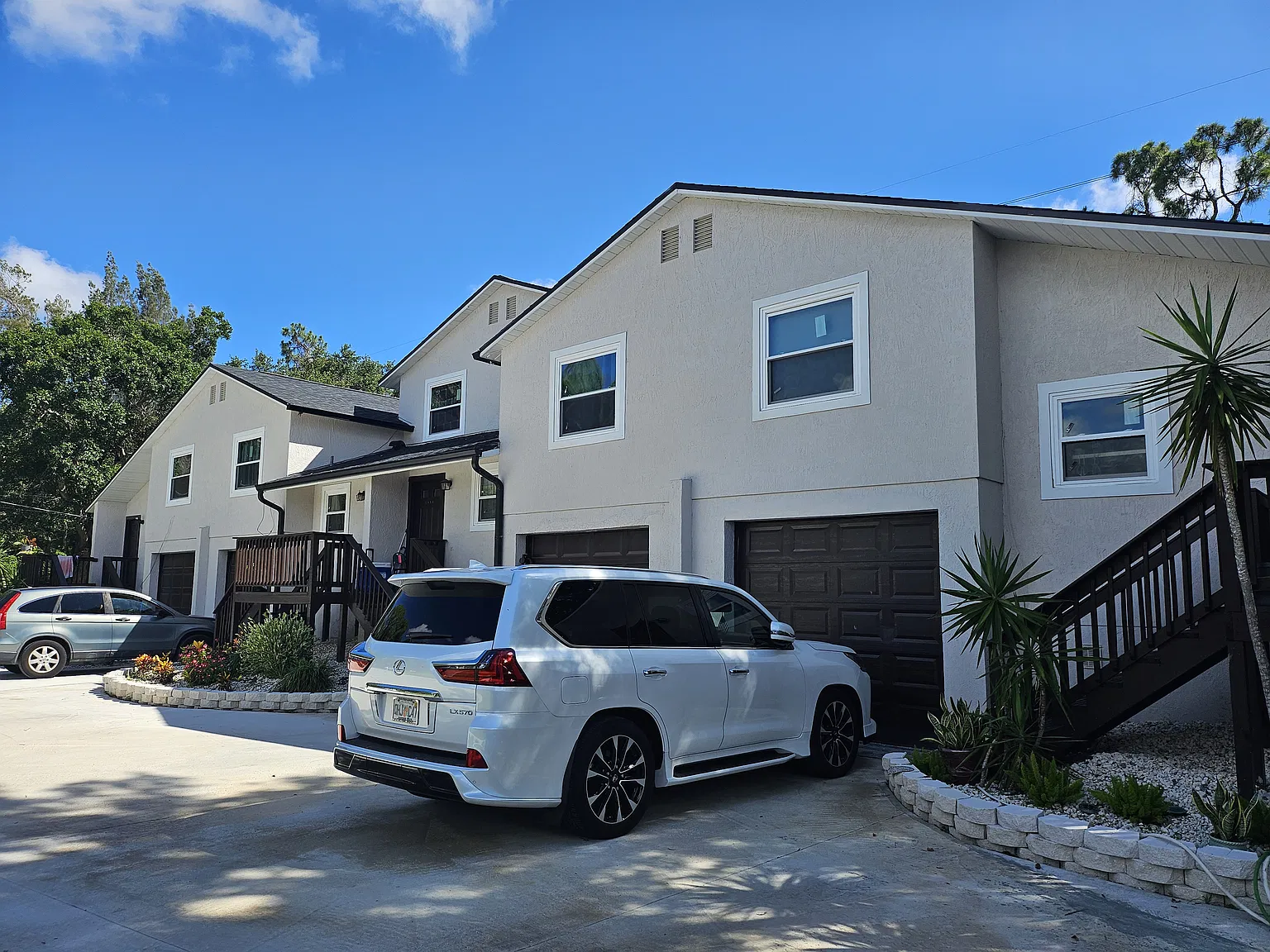 3 bed, 1600 sqft, $2,400 — Photo 3